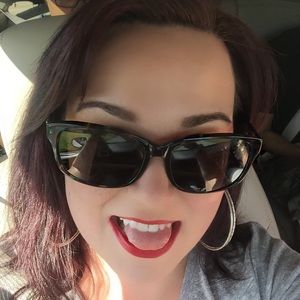 Meet your Posher, Aimee