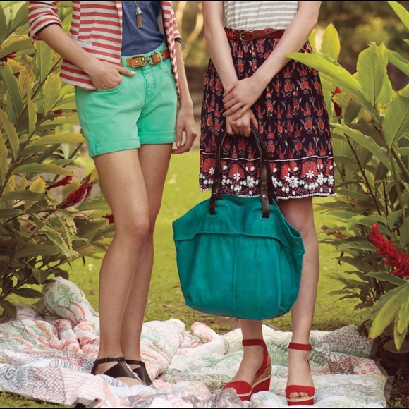 Anthropologie City Picnic Hobo Holding Horses