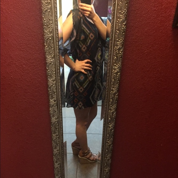Dress - Picture 3 of 4