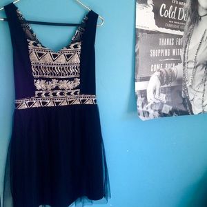 Cocktail dress with sequin detail