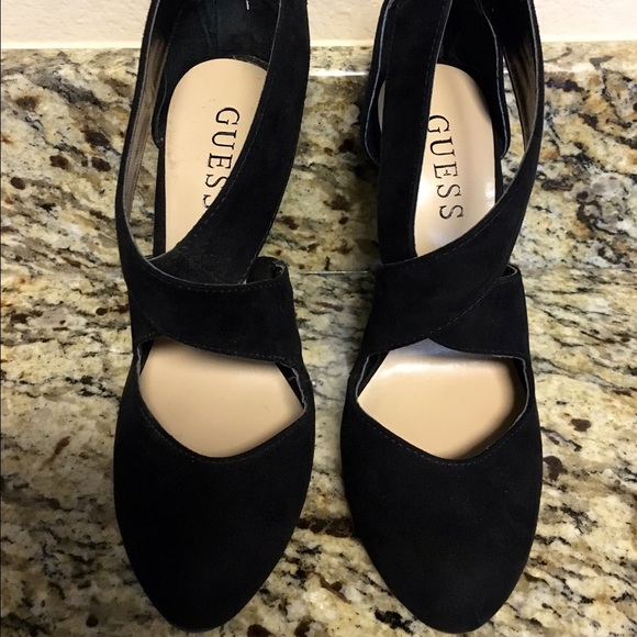 GUESS Brand Heels - Picture 4 of 5