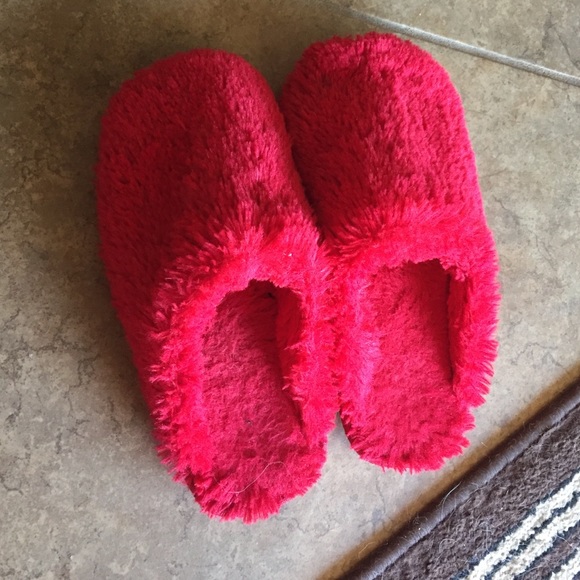 Slippers - Picture 1 of 1