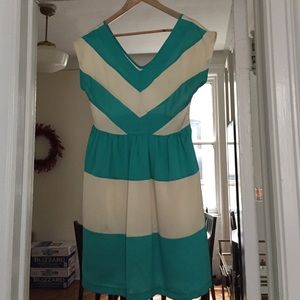 Adorable spring/summer dress, Size Medium