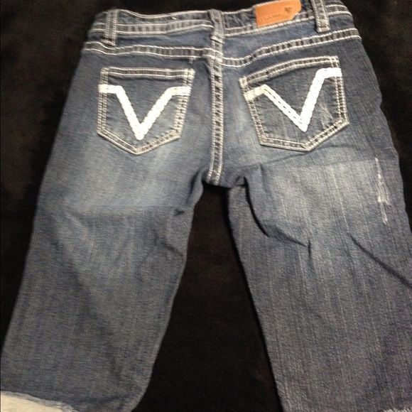 Vigoss Knee Length Bermudas