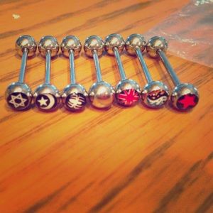 7 New Tounge Rings
