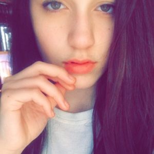 Meet your Posher, Michaela