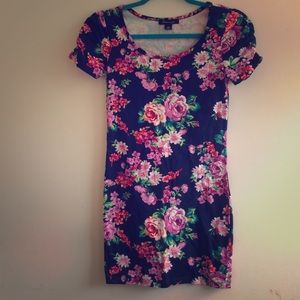Forever 21 bodycon tight dress floral print