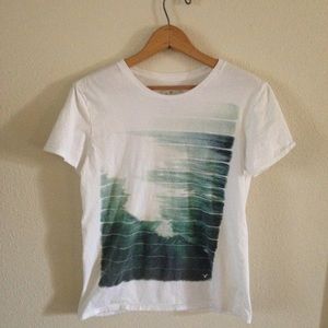 American Eagle Graphic Tshirt