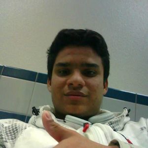 Meet your Posher, Moises