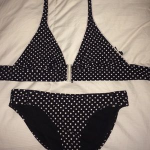 Sz M White House Black Market Bikini! Polka dots💜