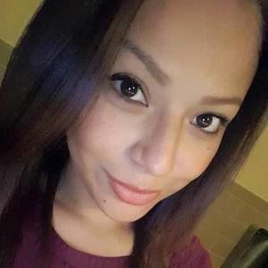 Meet your Posher, Adalila