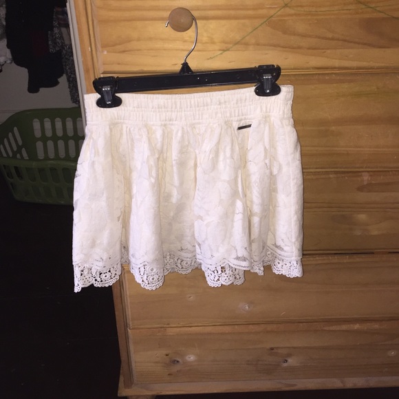 White lace skirt