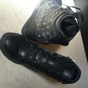 Sneaker Wedges