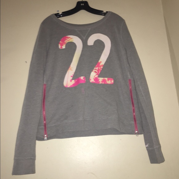 Hollister sweater