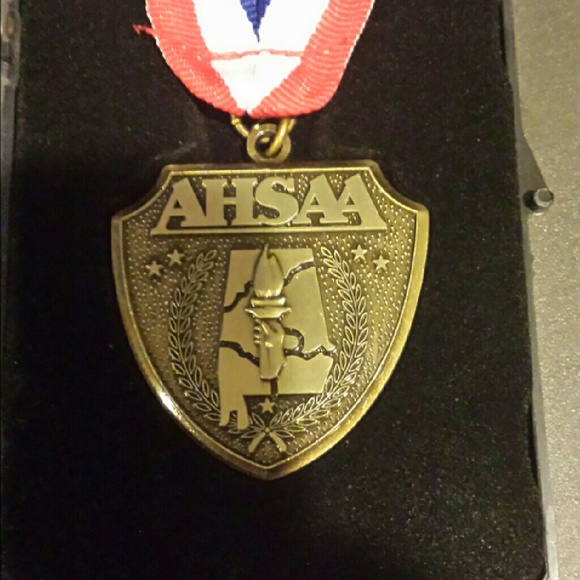 Meet your Posher, Pamula