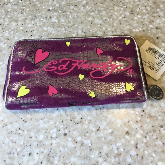 Ed hardy clutch