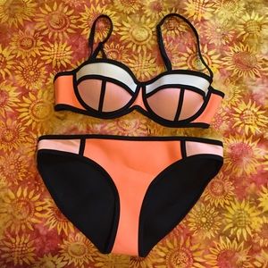 TRIANGL Bikini