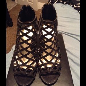 A.N.A women heels size 9