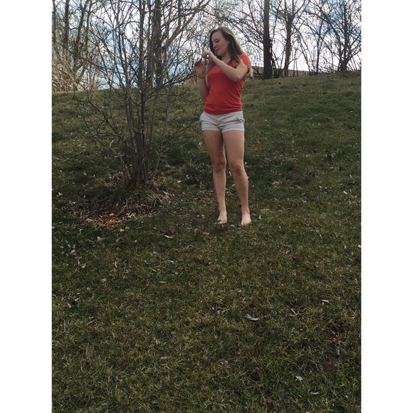 Peach Arizona Jeans VNeck Tee