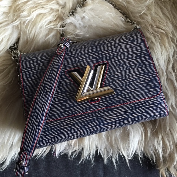 😘 wknd sale! Louis Vuitton Dark denim LV twist MM