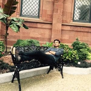 Meet your Posher, Akash