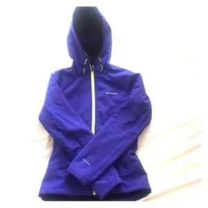 XS Columbia softshell jacket