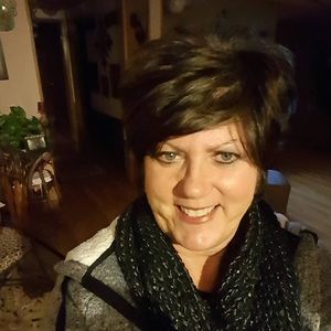 Meet your Posher, Deborah