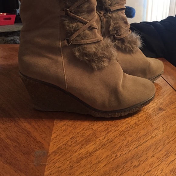 High heel boots - Picture 3 of 3