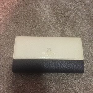 Kate Spade Black & Creme Wallet