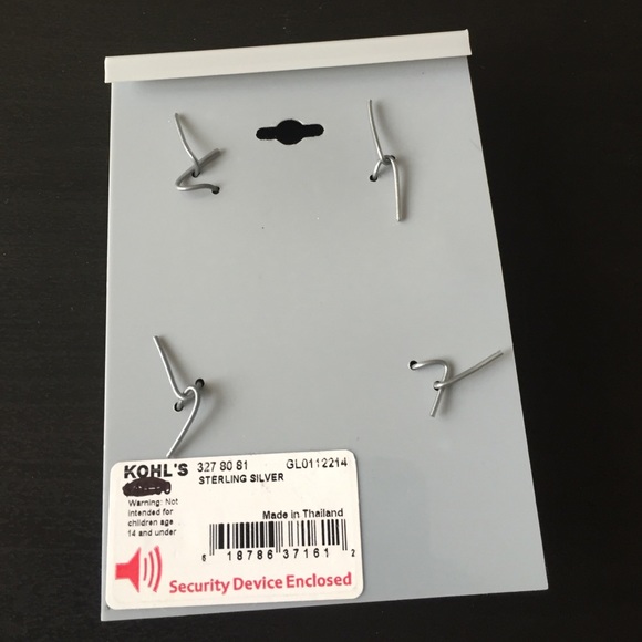 NWT Sideways Cross Bangle Bracelet - Picture 3 of 3