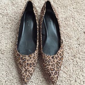 Cute leopard pointy tie small heel