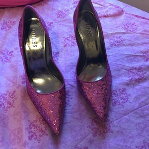 Pink glitter guess pumps