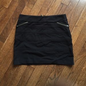 ⭐️MOVING SALE! ⭐️Black bcbgeneration skirt