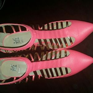 Pink and gold caged pumps