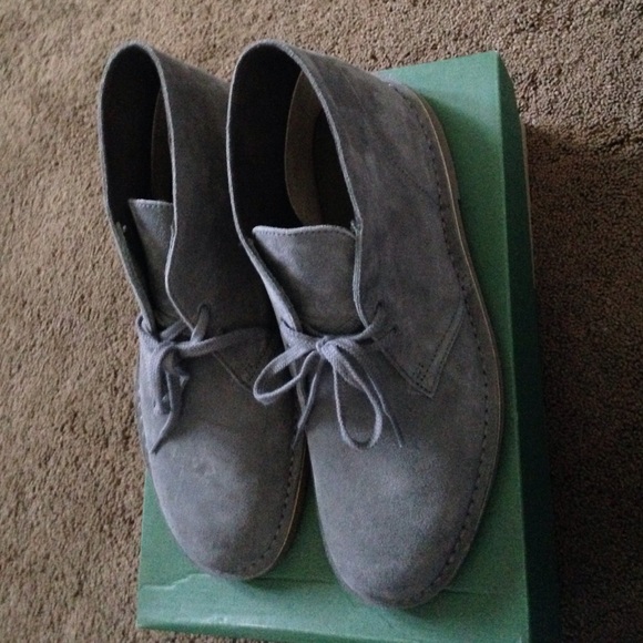 Clarks size 8 chukka boot brand new