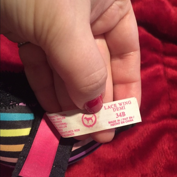 BOGO FREE Victoria's Secret pink bra 34b - Picture 2 of 4