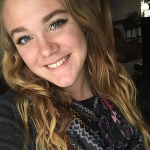 Meet your Posher, Paige