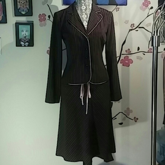 Relisted Under New Listing!;My Michelle Brown/Pink VTG Suit size 7\8 ⬇$45 - Picture 3 of 4