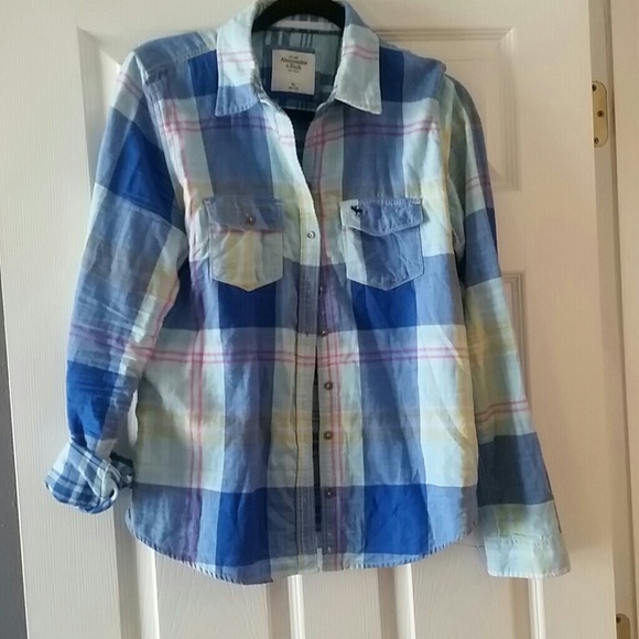 Plaid top