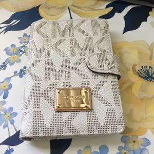Michael Kors passport holder