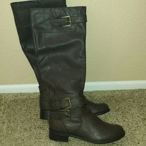 SODA Brown Boots