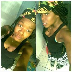 Meet your Posher, Ebonii