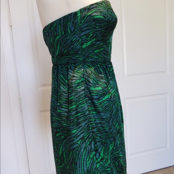 TIBI 2 GREEN SWIRLS STRAPLESS DRESS - Picture 3 of 4