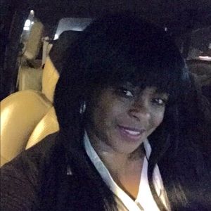 Meet your Posher, Carmen