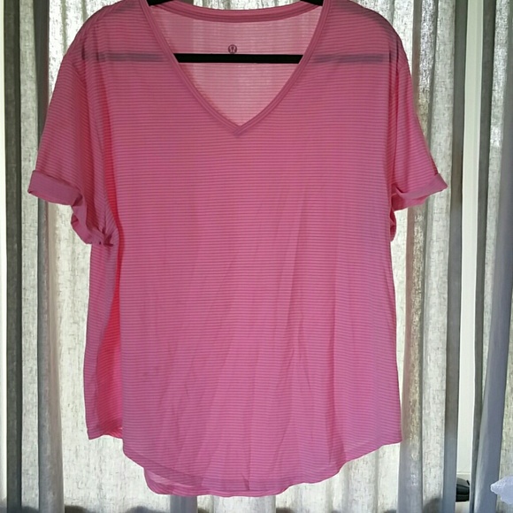 Lululemon pink top. 100% cotton