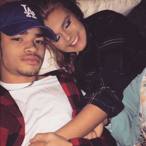 About your posher!💘 - Picture 4 of 4