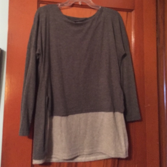 2-Tone Layered Gray Top