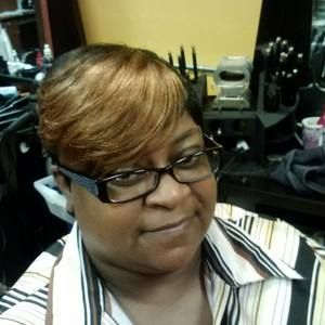 Meet your Posher, Sharon