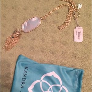 Kendra Scott necklace, brand new. Never worn.