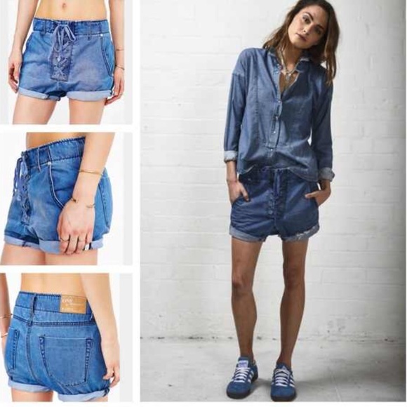 One Teaspoon Vixen Super Freaks Chambray Shorts - Picture 2 of 2